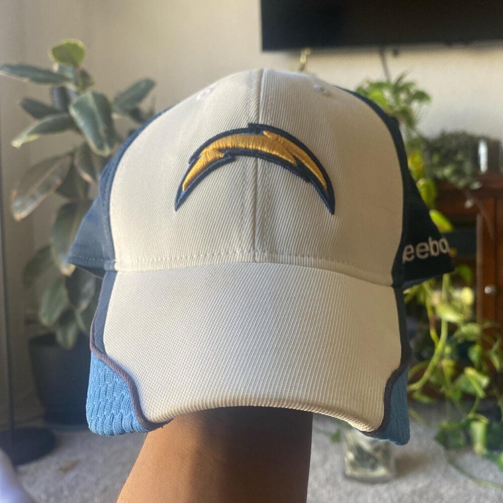 San Diego Chargers NFL hat Retro fitted cap Size S/M